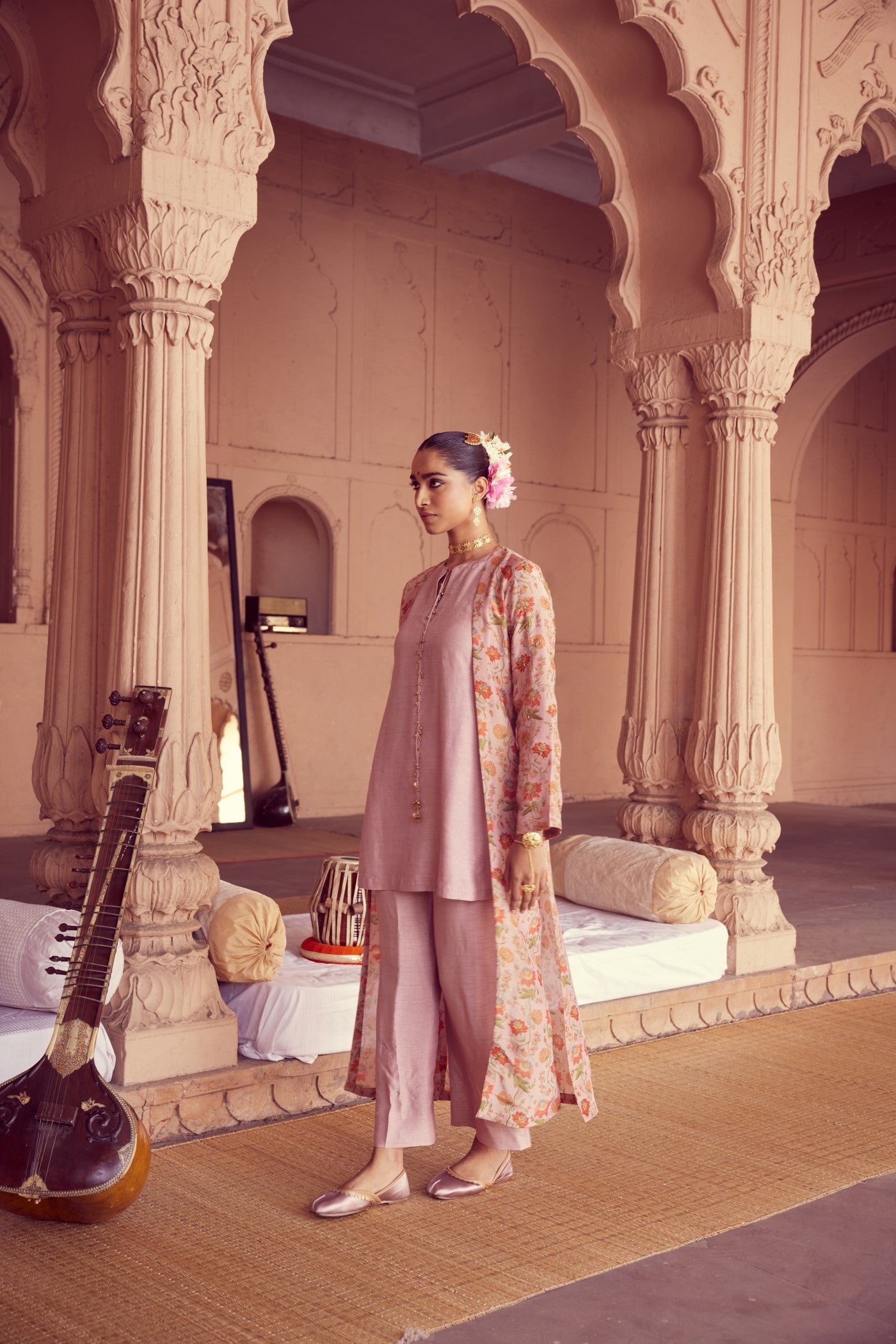 Shikhar set Pink Kurta and pants with Cape