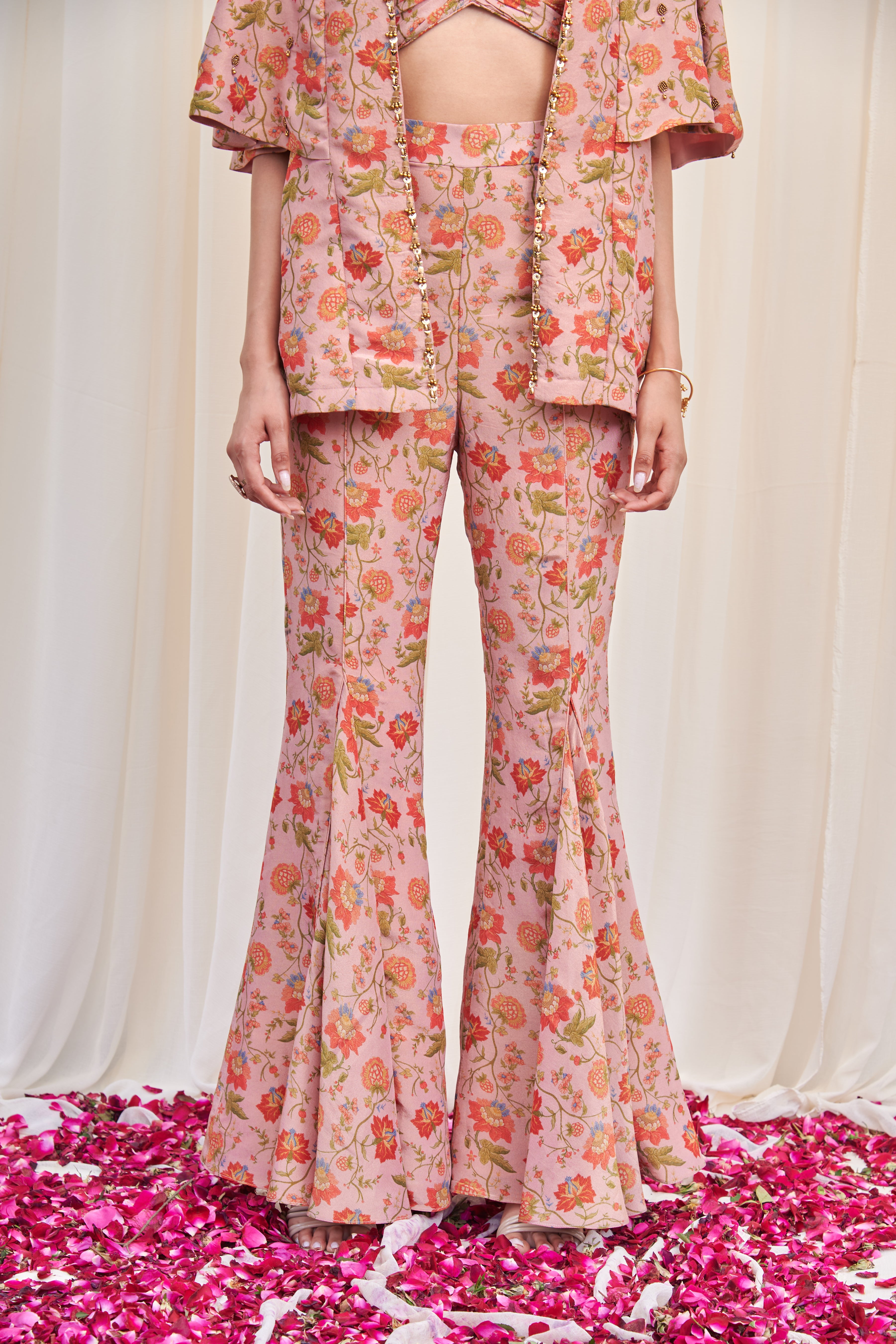 Bherunda Pink Tissue Floral Printed blouse with pants and Cape