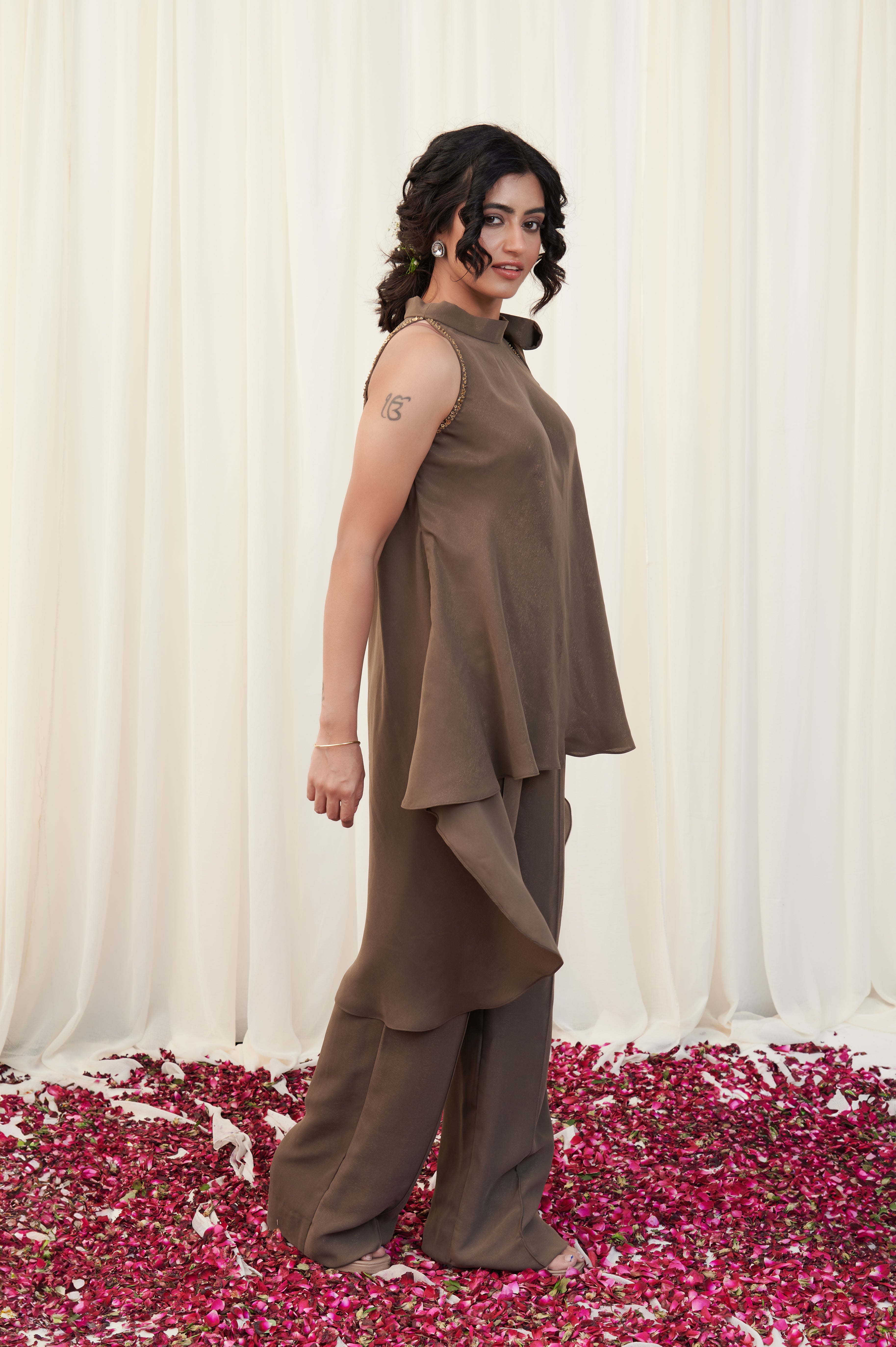 Tamrachud Beige Crepe Top with pants