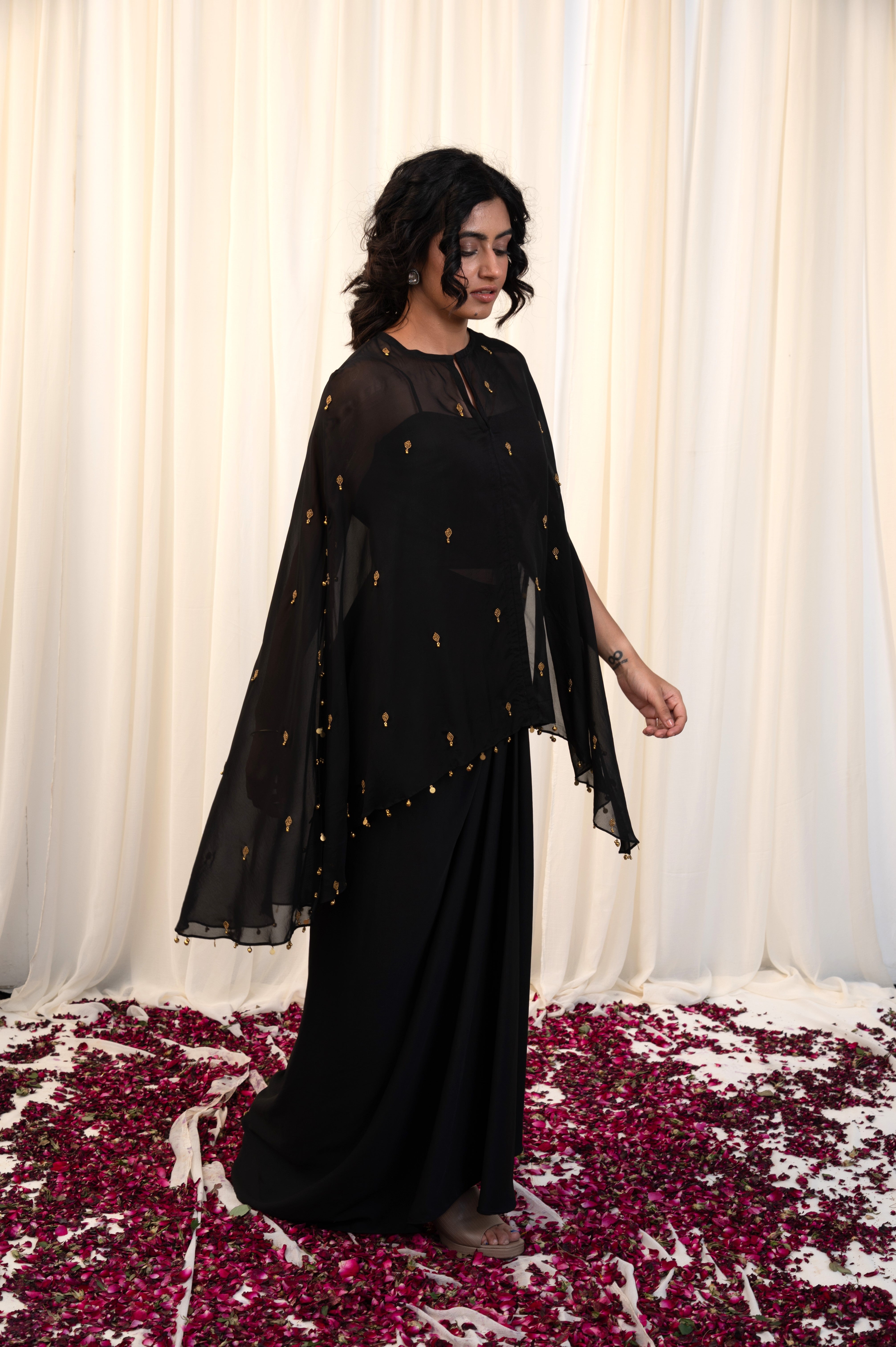 Khatwa Black Oragnza Embroidered Cape Set